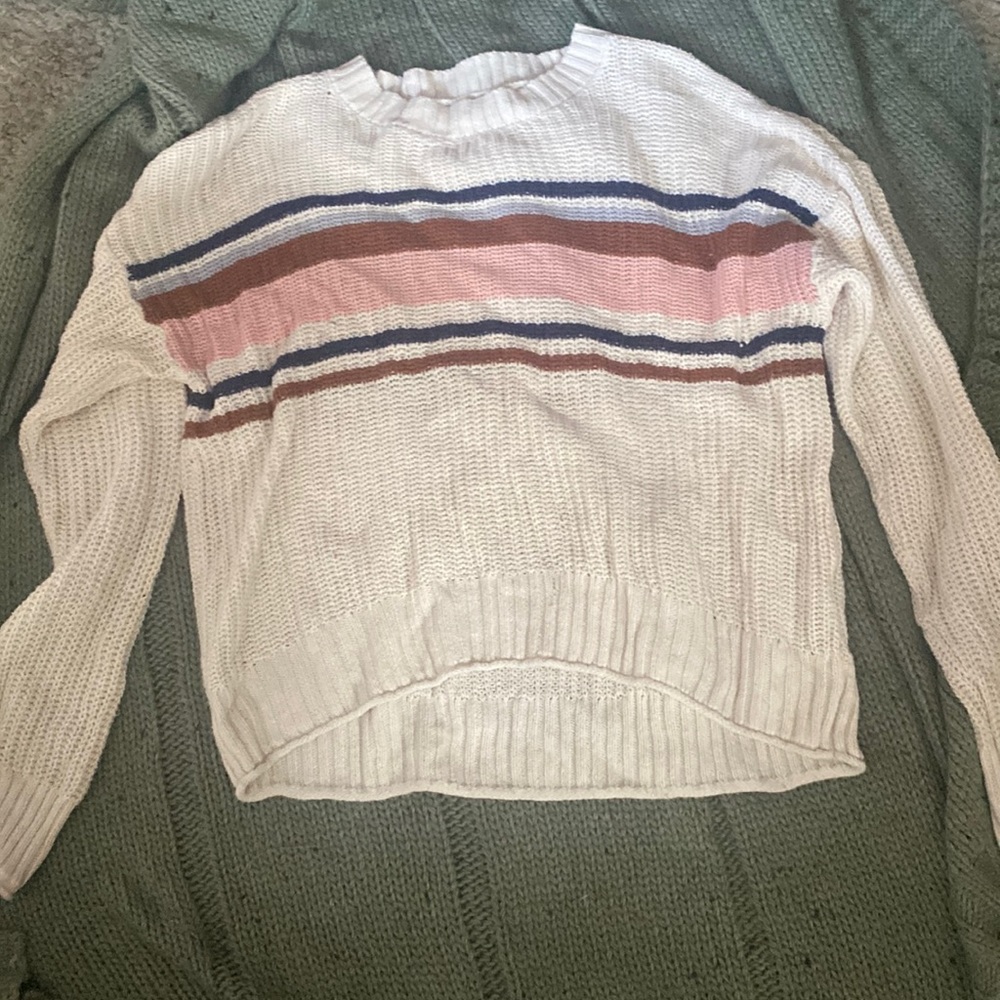 American Eagle sweater